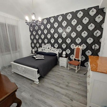 Apartmán Casa Bumbunin, Vicino Al Centro E Al Politecnico Turín Exteriér fotografie