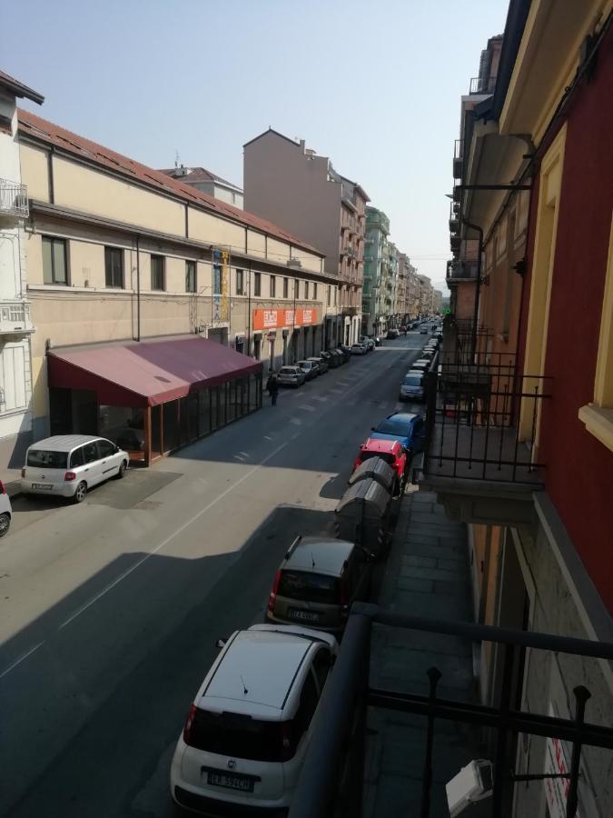 Apartmán Casa Bumbunin, Vicino Al Centro E Al Politecnico Turín Exteriér fotografie