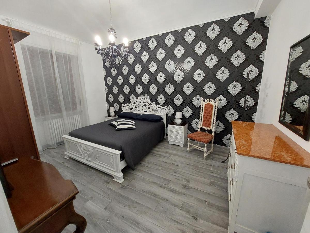 Apartmán Casa Bumbunin, Vicino Al Centro E Al Politecnico Turín Exteriér fotografie