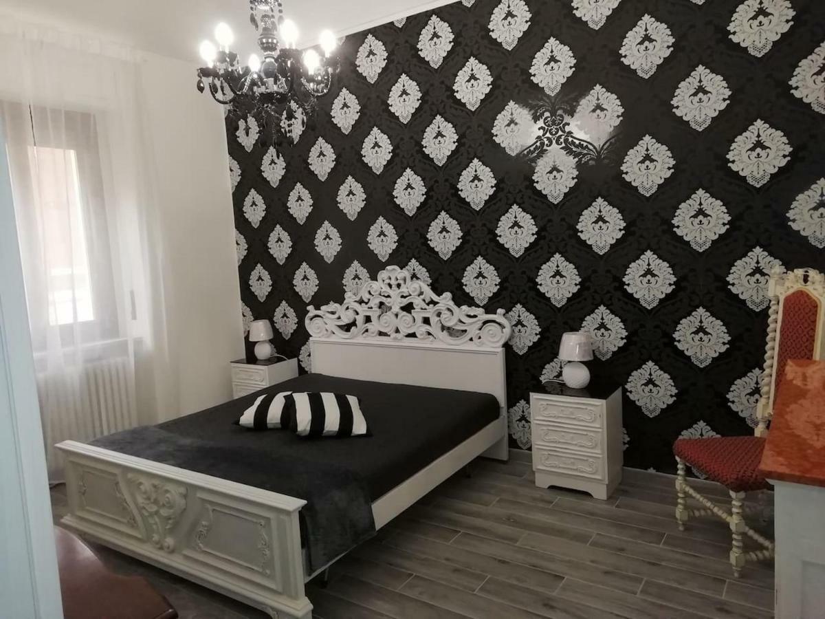 Apartmán Casa Bumbunin, Vicino Al Centro E Al Politecnico Turín Exteriér fotografie